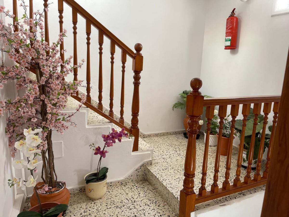דירות חוף ואיה גראן ריי Vivienda Turistica Juliana מראה חיצוני תמונה